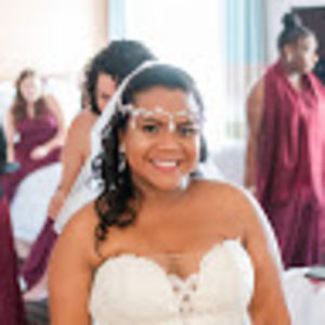 Meet your Posher, Khadione